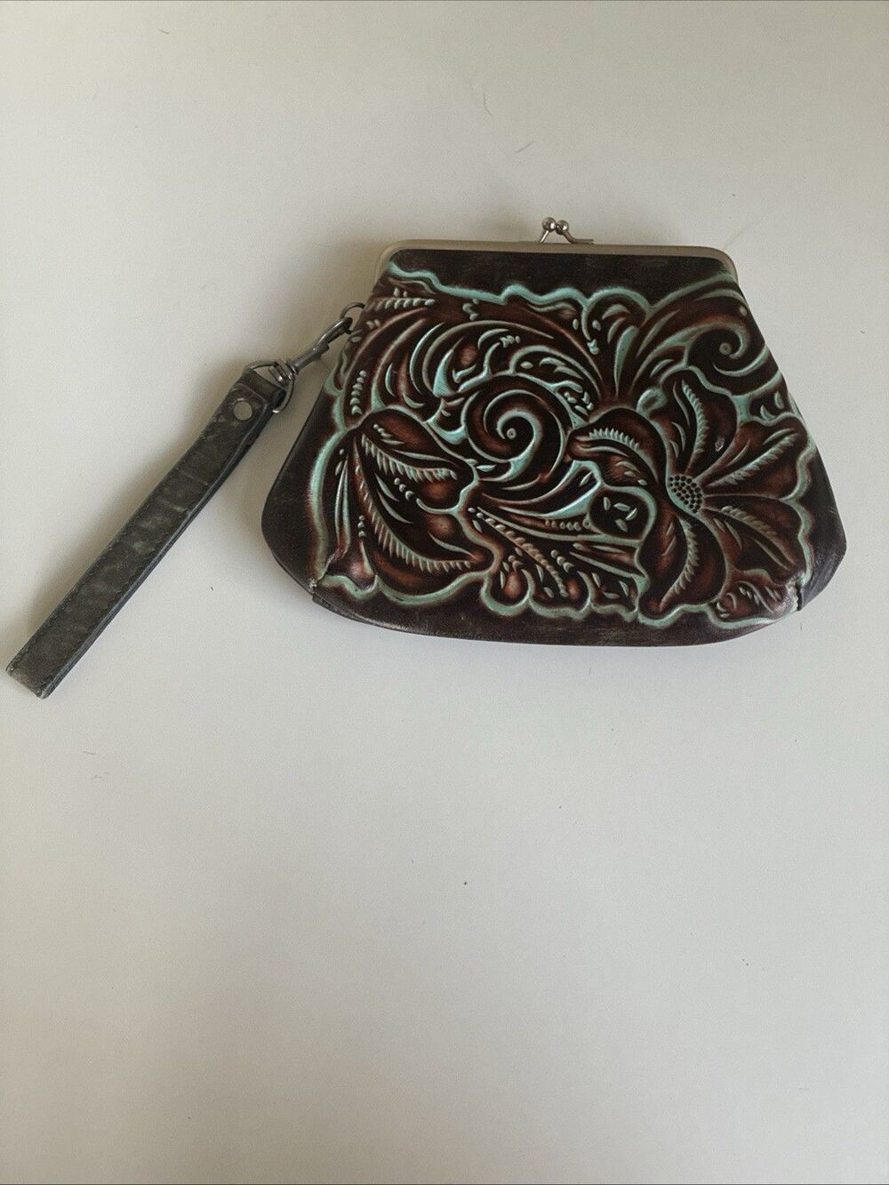 Patricia Nash Savena Tooled Turquoise Leather Wristlet Purse Kiss Lock Clutch